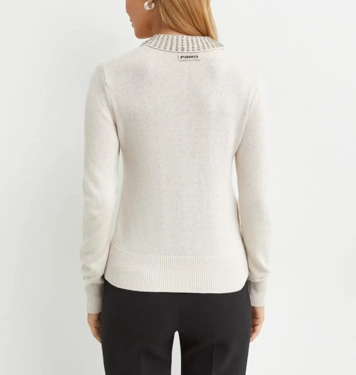 768_1024_damski-bezowy-sweter-z-aplikacja-pinko-1-kopia.jpg