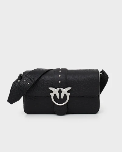 768_1024_damska-czarna-skorzana-torebka-love-bag-slouchy-pinko.webp