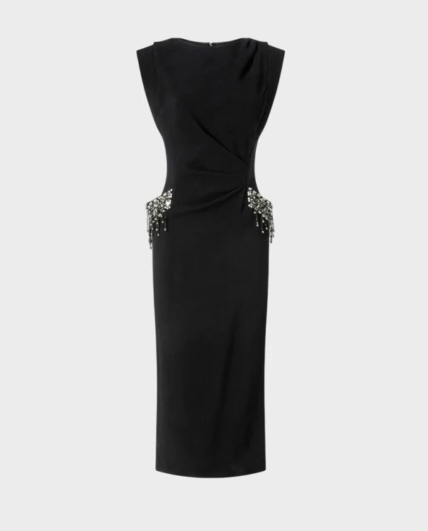768_1024_bg_cr_damska-czarna-sukienka-zdobiona-krysztalkami-pinko.webp
