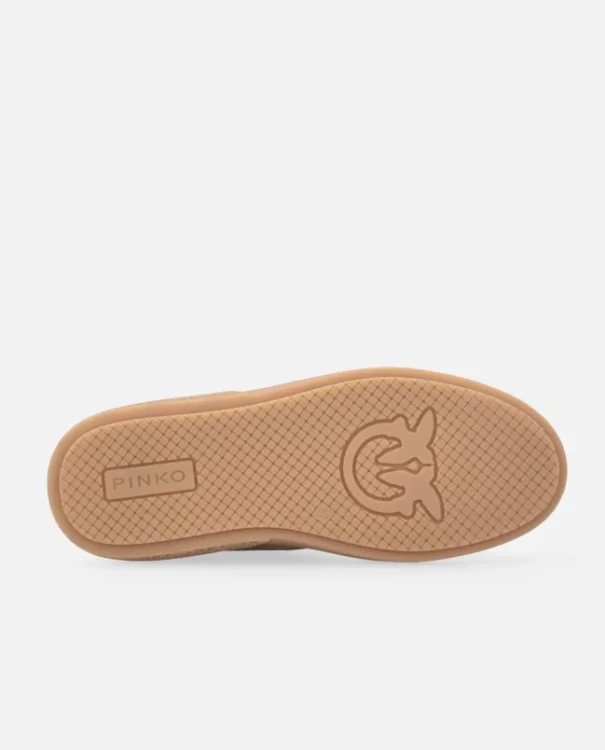 768_1024_cr_damskie-srebrno-zlote-sandaly-kai-pinko-2.webp