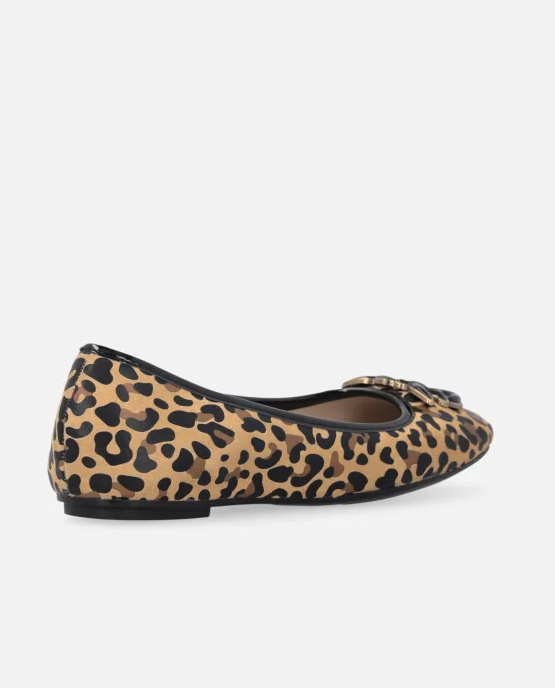 768_1024_cr_damskie-loafersy-w-pantere-nora-pinko.webp
